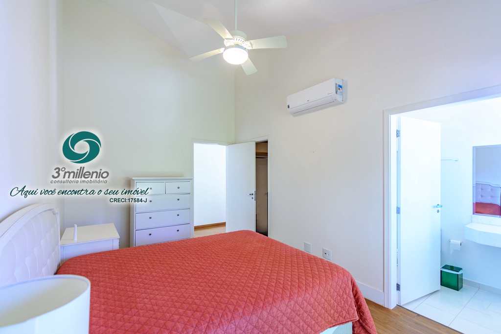 Casa em Cotia, no bairro Vila de São Fernando