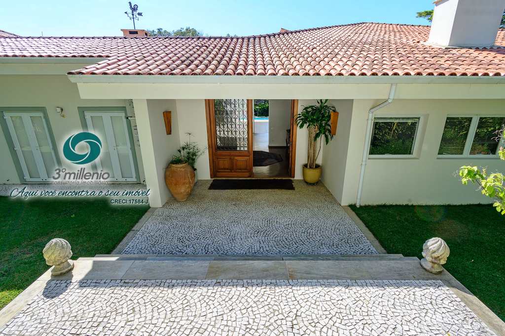Casa em Cotia, no bairro Vila de São Fernando