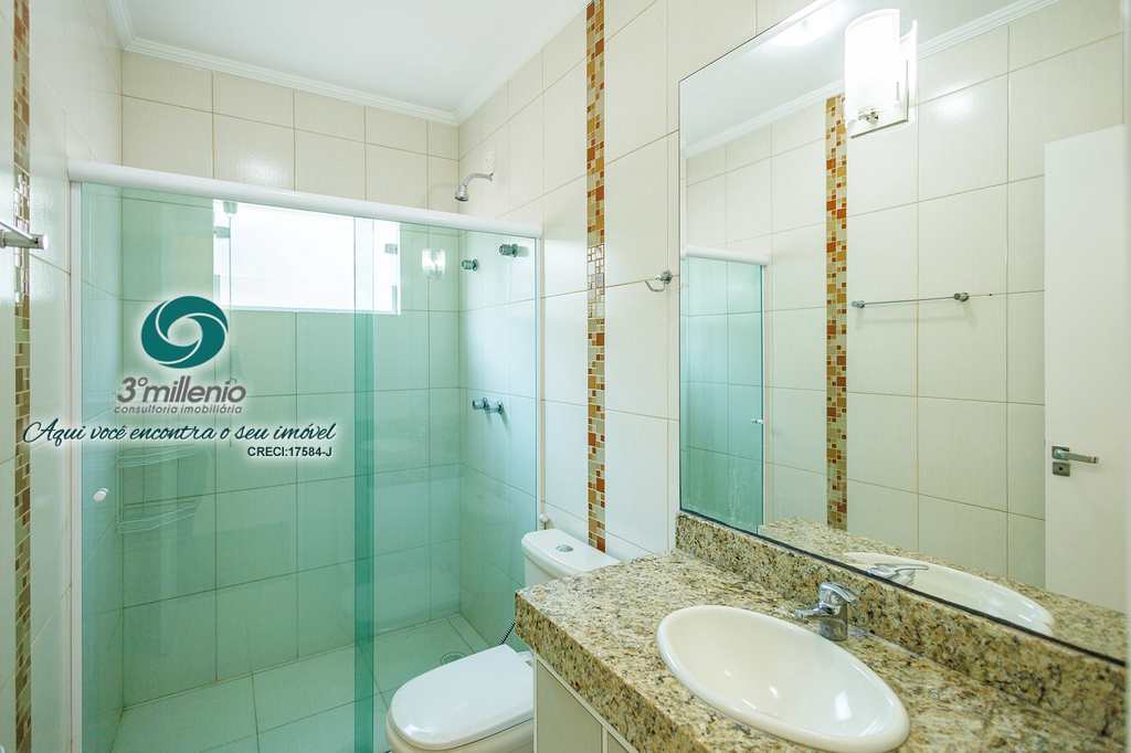 Casa em Cotia, no bairro Moinho Velho