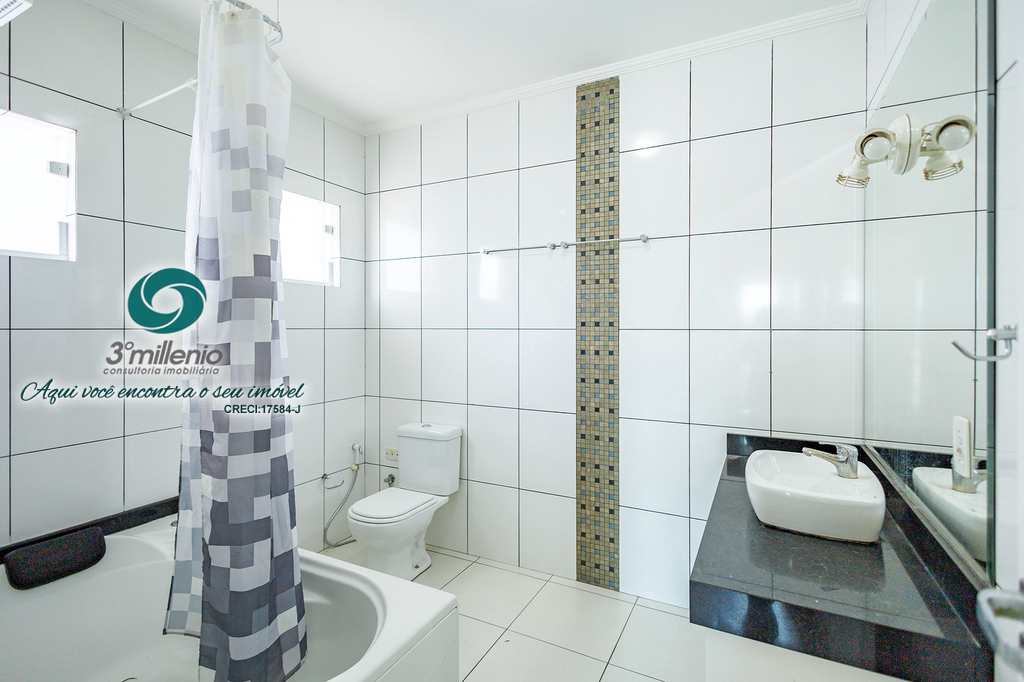 Casa em Cotia, no bairro Moinho Velho