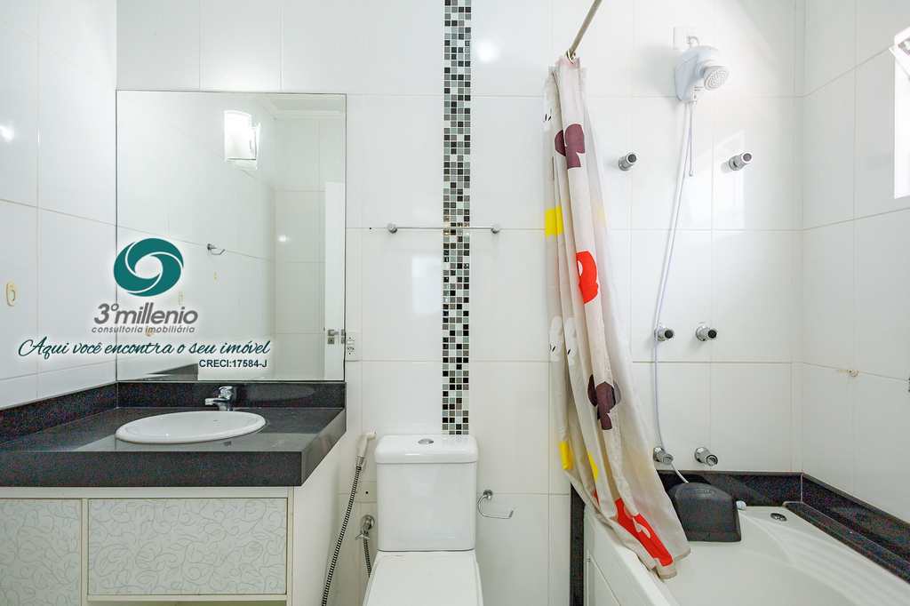Casa em Cotia, no bairro Moinho Velho