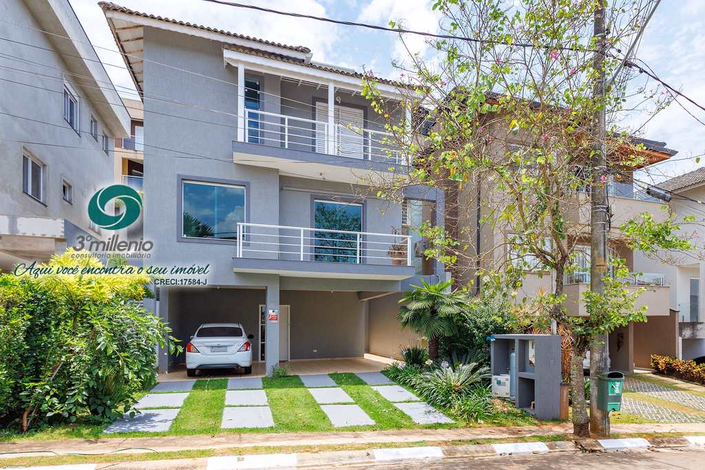 Casa em Cotia, no bairro Moinho Velho