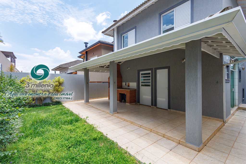 Casa em Cotia, no bairro Moinho Velho