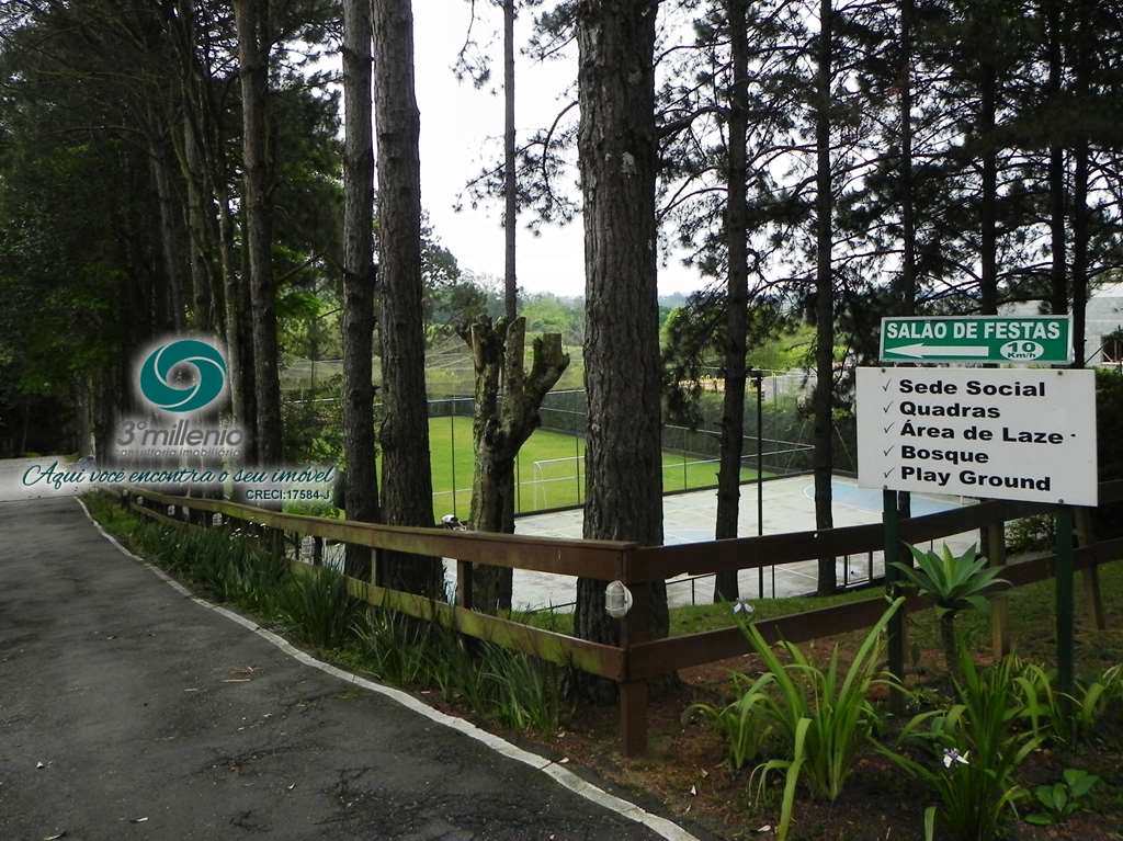 Casa em Cotia, no bairro Jardim das Flores