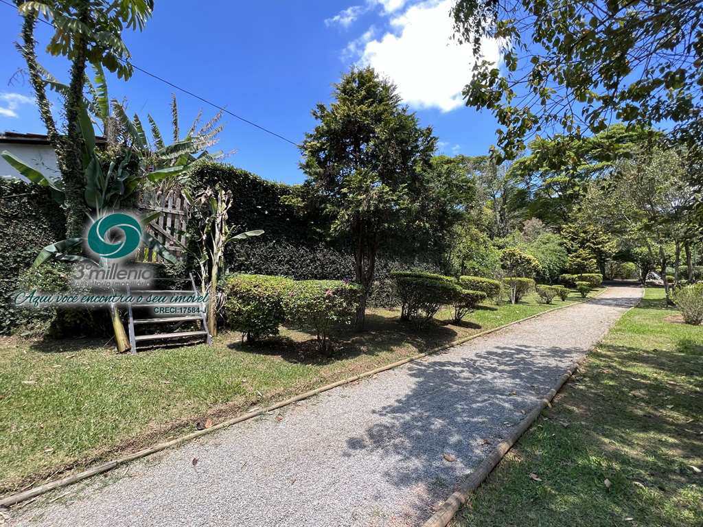Casa em Cotia, no bairro Jardim das Flores