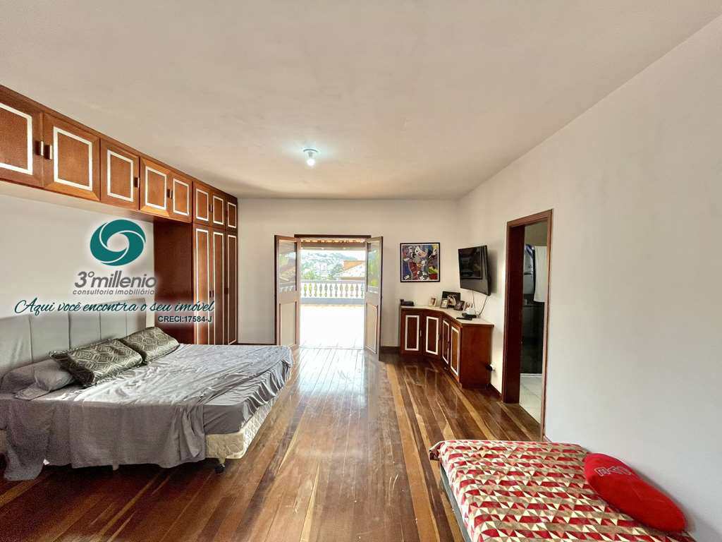 Casa em Cotia, no bairro Jardim das Flores