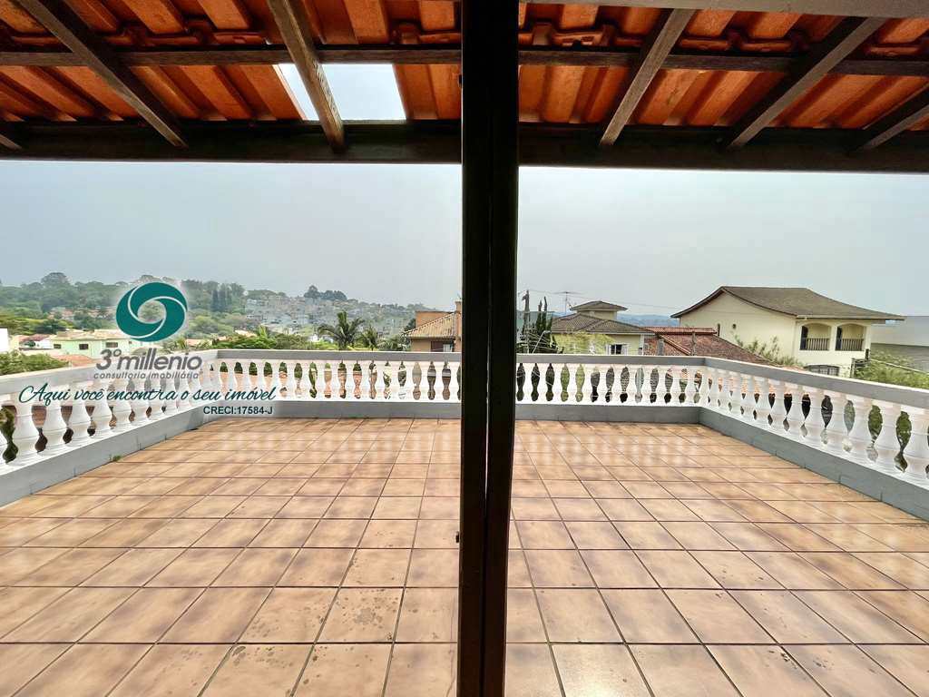 Casa em Cotia, no bairro Jardim das Flores