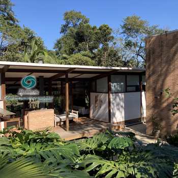 Casa em Carapicuíba, bairro Chácara do Refúgio