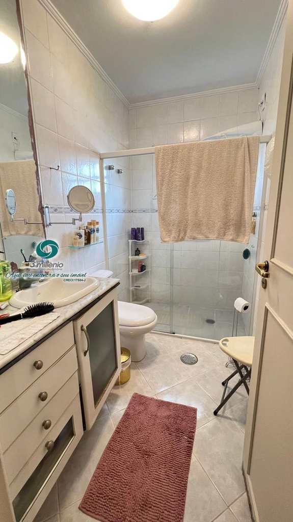Casa em Cotia, no bairro Jardim Caiapiá