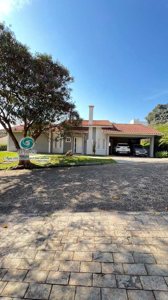 Casa em Cotia, no bairro Jardim Caiapiá