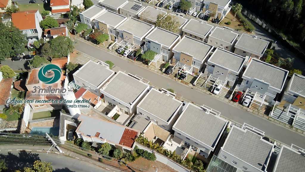Casa em Cotia, no bairro Paisagem Renoir