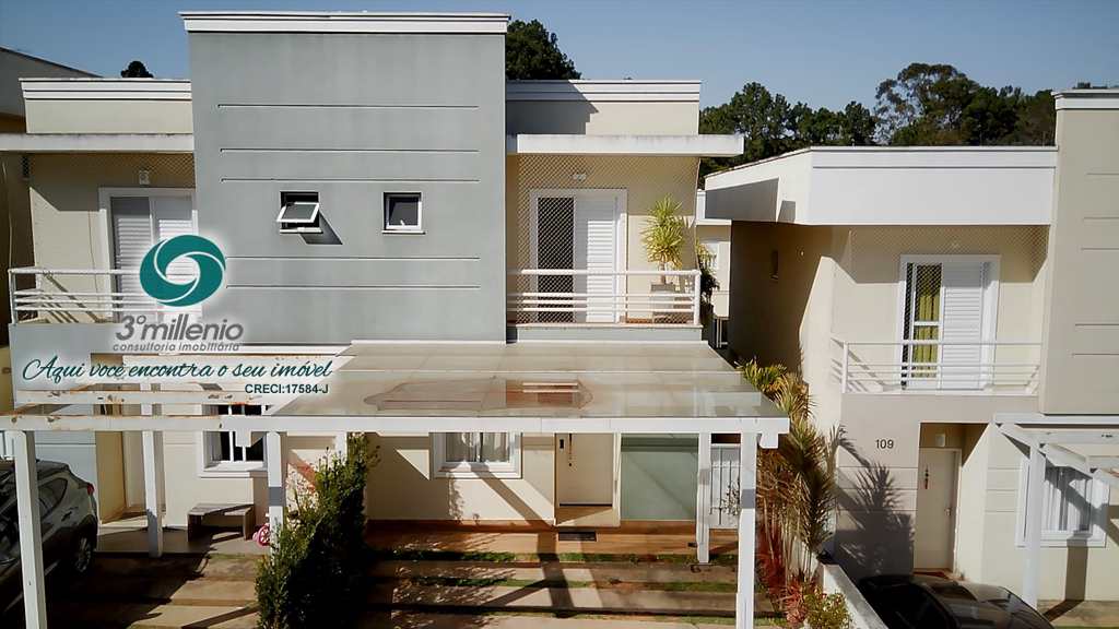 Casa em Cotia, no bairro Paisagem Renoir