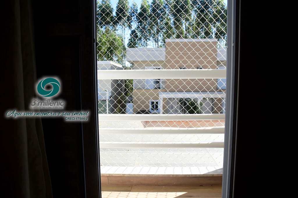 Casa em Cotia, no bairro Paisagem Renoir