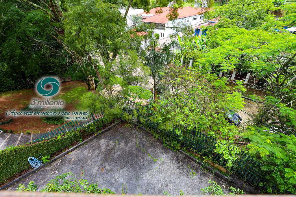 Casa em Cotia, no bairro Granja Viana II