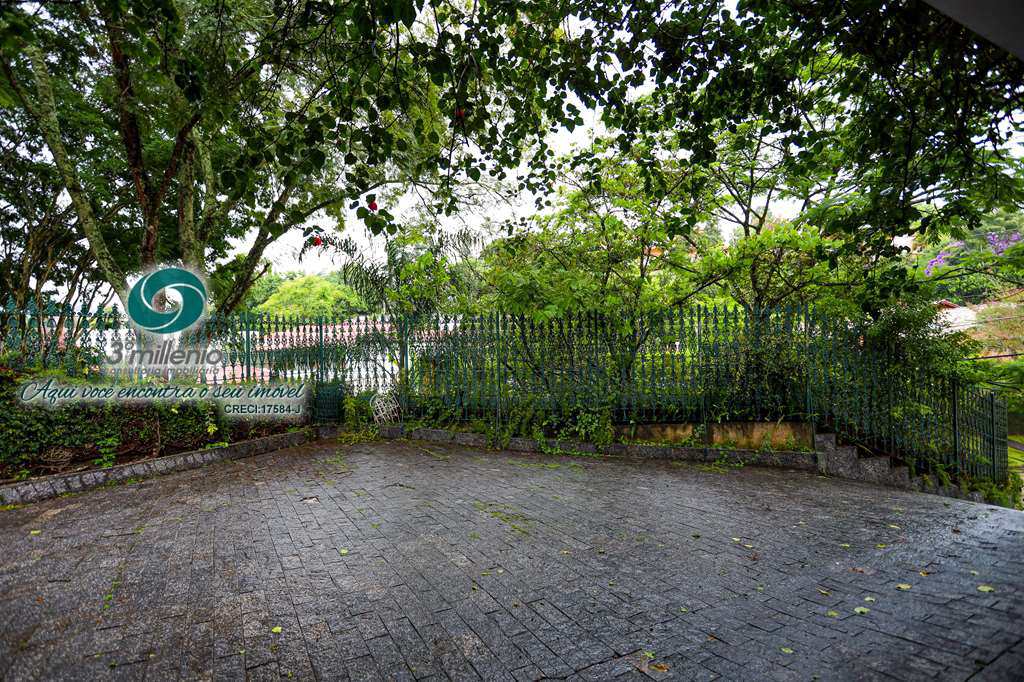 Casa em Cotia, no bairro Granja Viana II