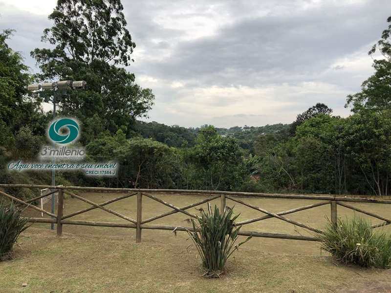 Casa em Cotia, no bairro Granja Viana II