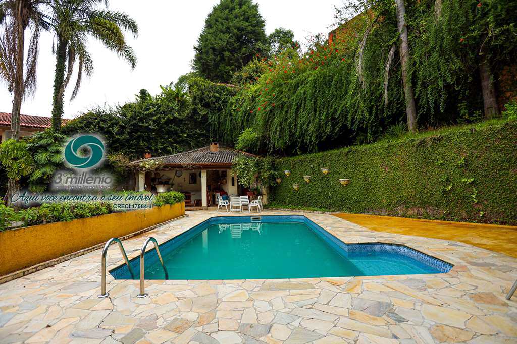 Casa em Cotia, no bairro Granja Viana II