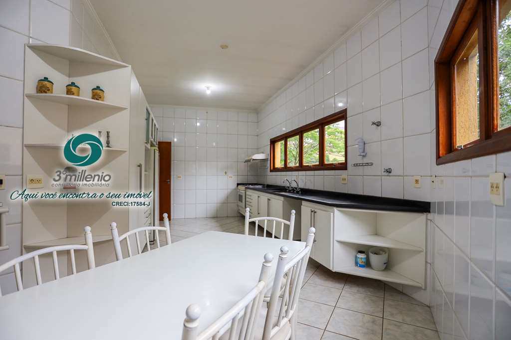 Casa em Cotia, no bairro Granja Viana II