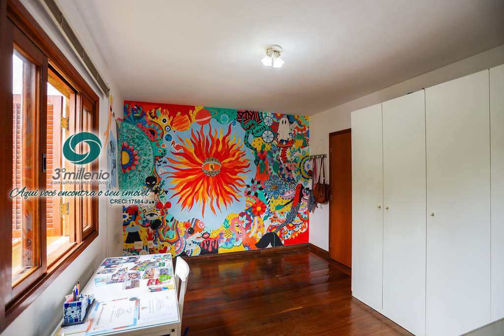 Casa em Cotia, no bairro Granja Viana II