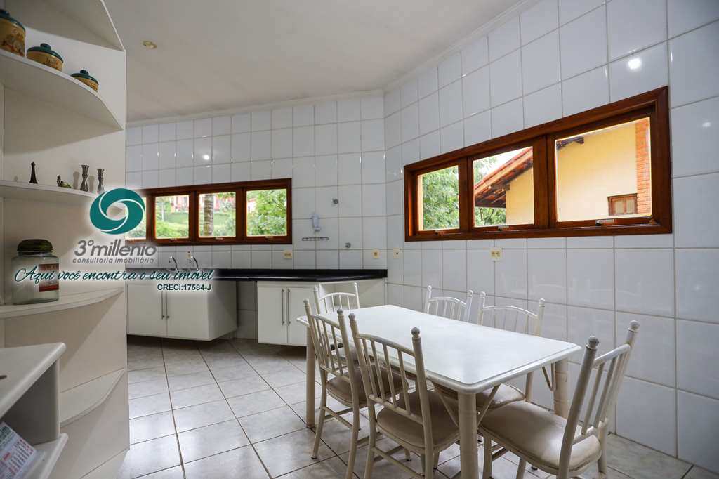 Casa em Cotia, no bairro Granja Viana II
