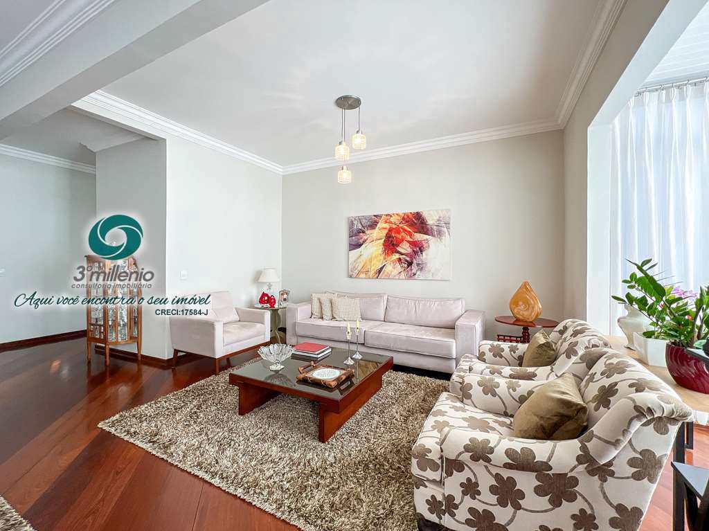 Casa em Cotia, no bairro São Paulo II