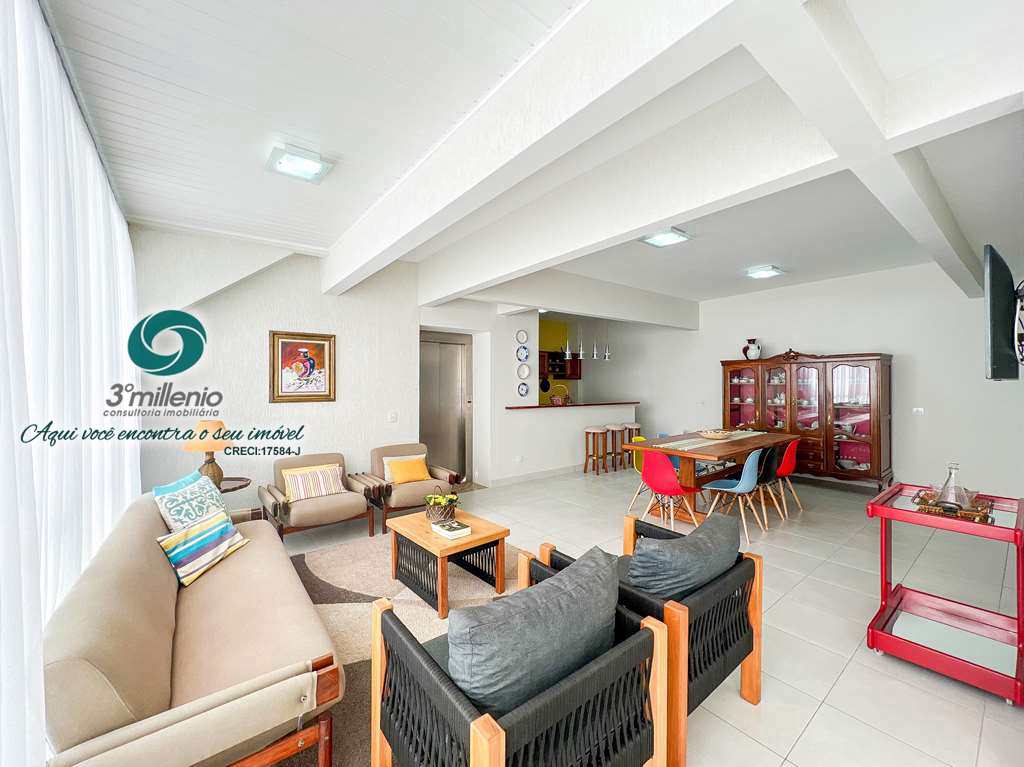 Casa em Cotia, no bairro São Paulo II