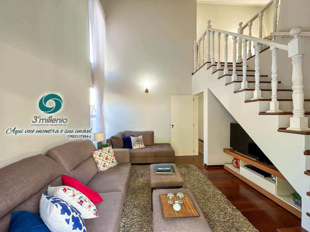 Casa em Cotia, no bairro São Paulo II