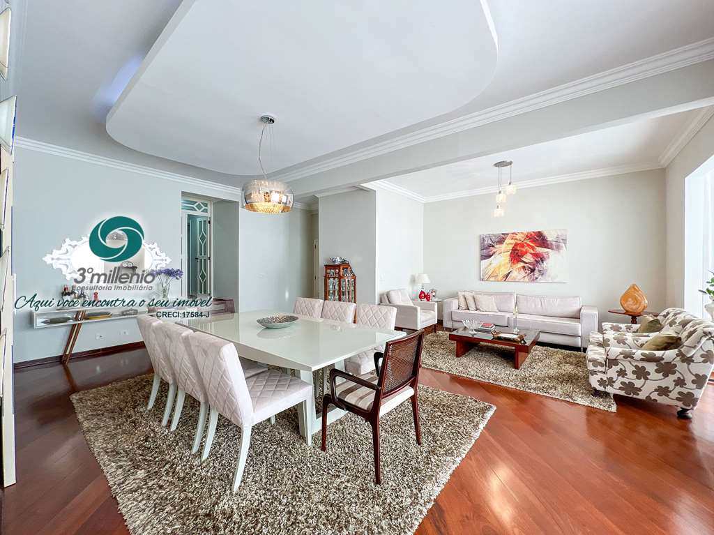 Casa em Cotia, no bairro São Paulo II