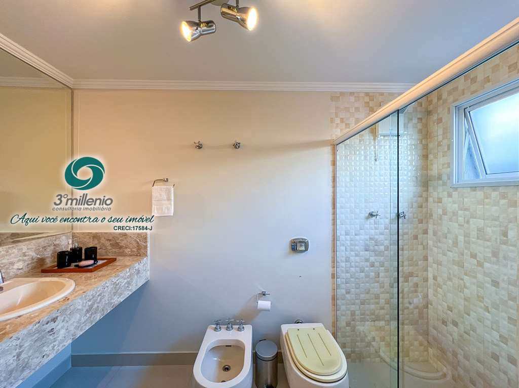 Casa em Cotia, no bairro São Paulo II