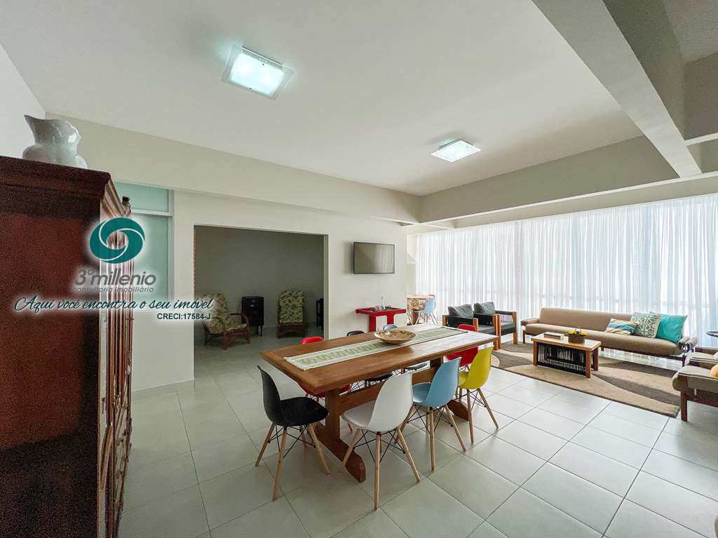 Casa em Cotia, no bairro São Paulo II