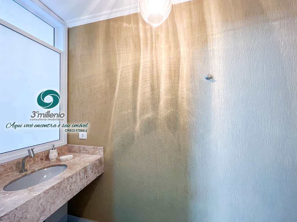 Casa em Cotia, no bairro São Paulo II