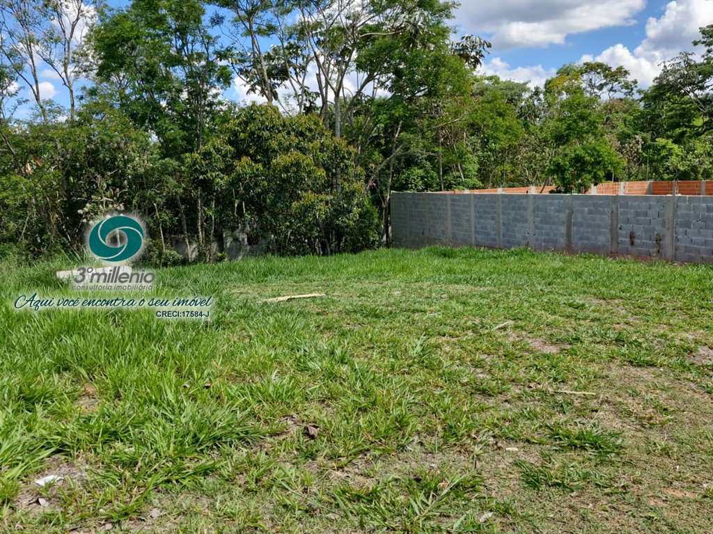 Terreno em Embu das Artes, no bairro Moinho Velho