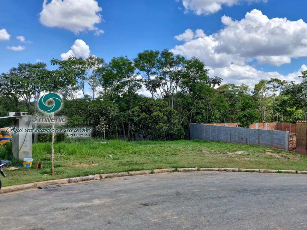Terreno em Embu das Artes, no bairro Moinho Velho