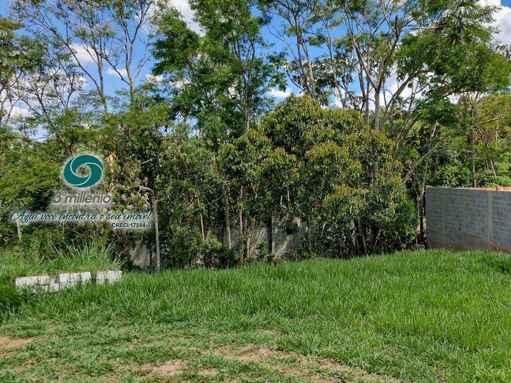 Terreno em Embu das Artes, no bairro Moinho Velho