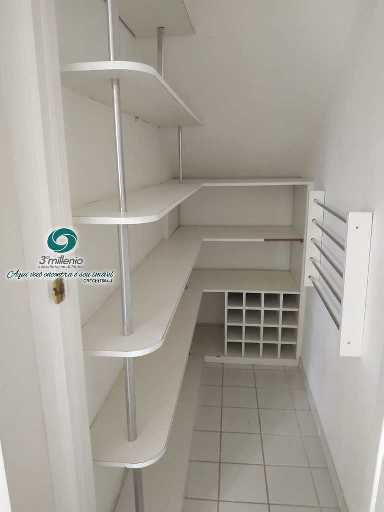 Casa em Cotia, no bairro Bosque do Vianna