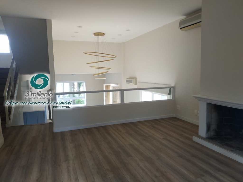 Casa em Cotia, no bairro Bosque do Vianna