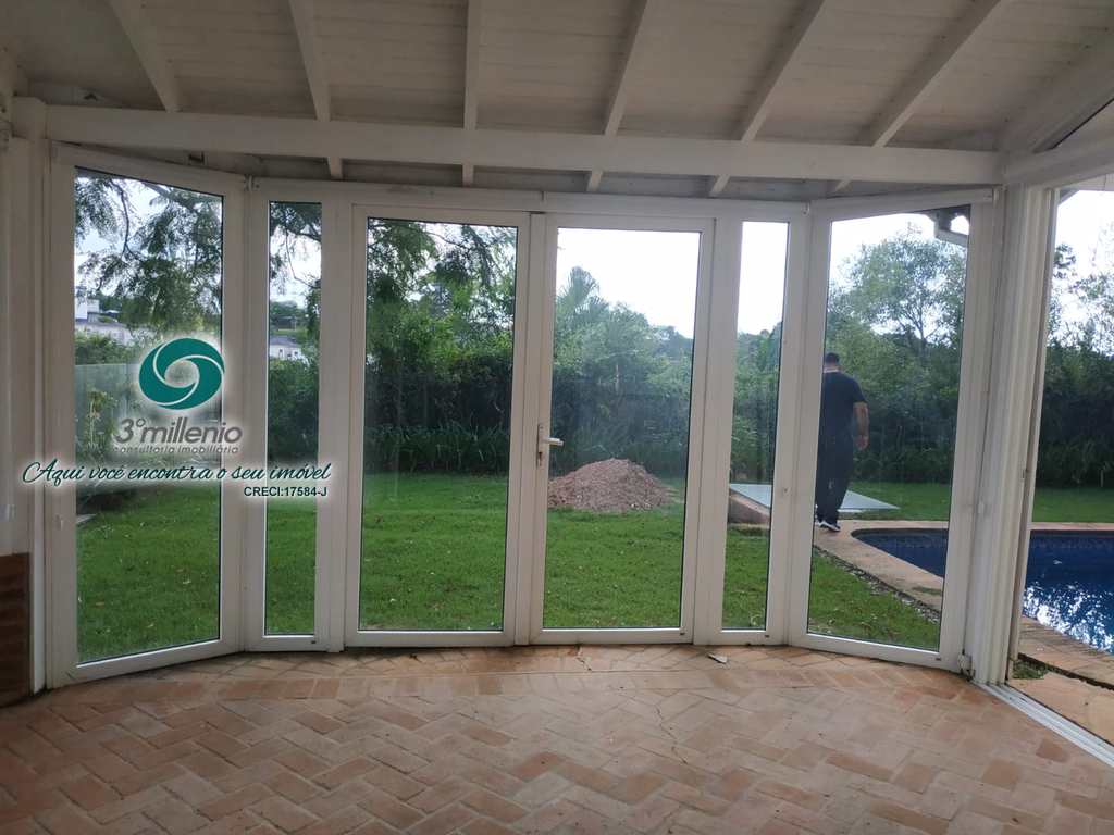 Casa em Cotia, no bairro Bosque do Vianna