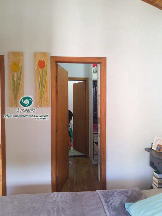 Casa em Cotia, no bairro Jardim Colibri