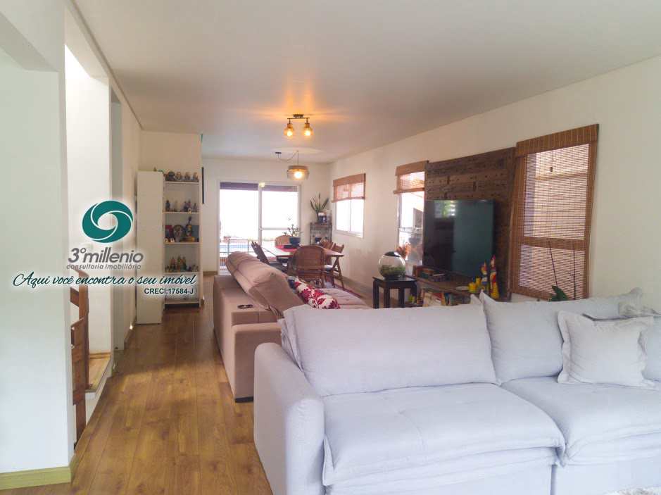 Casa em Cotia, no bairro Jardim Colibri