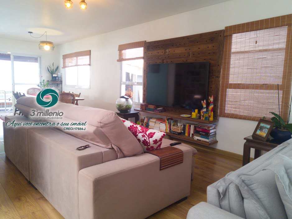 Casa em Cotia, no bairro Jardim Colibri