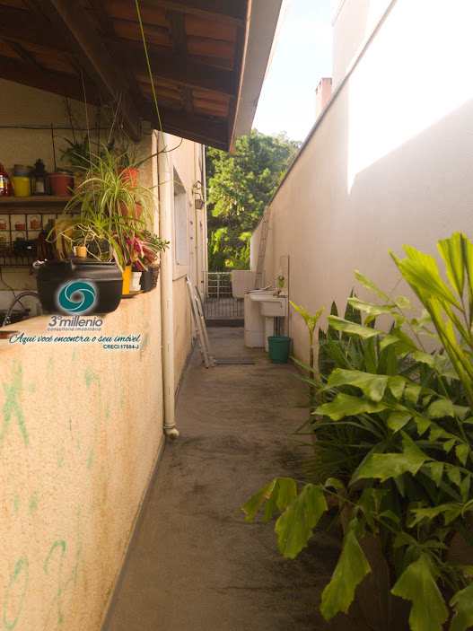 Casa em Cotia, no bairro Jardim Colibri