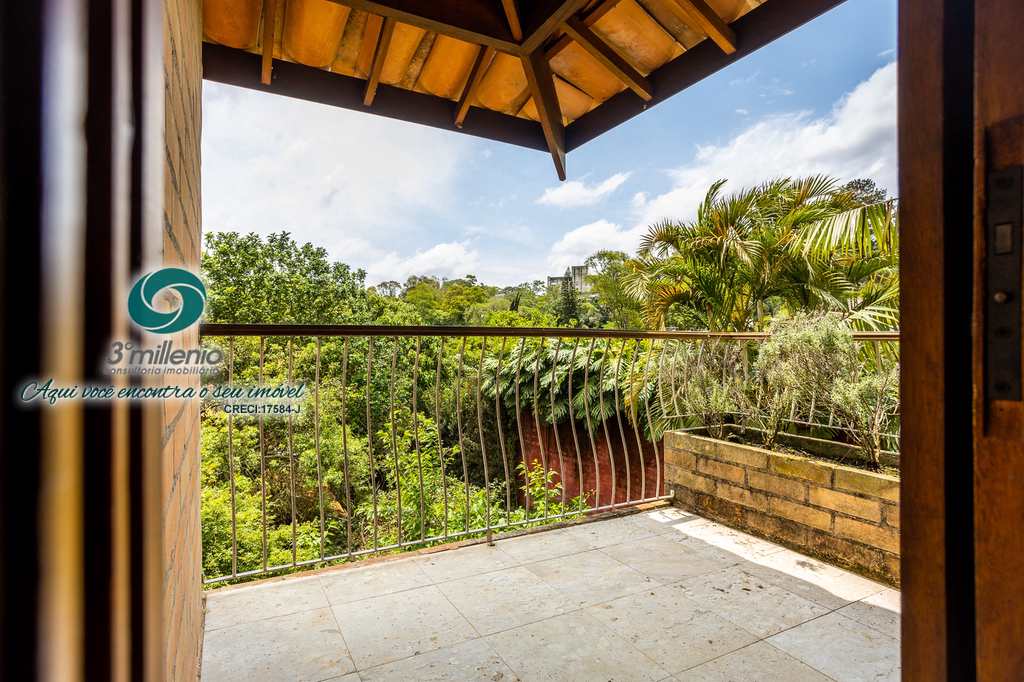 Casa em Carapicuíba, no bairro Chácara dos Lagos