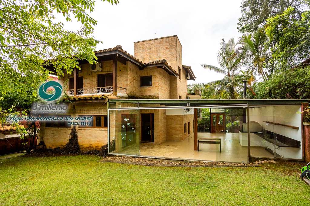 Casa em Carapicuíba, no bairro Chácara dos Lagos