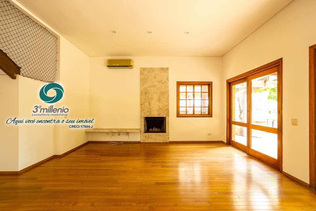 Casa em Carapicuíba, no bairro Chácara dos Lagos