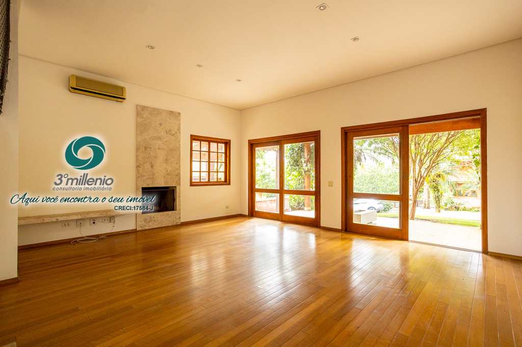Casa em Carapicuíba, no bairro Chácara dos Lagos