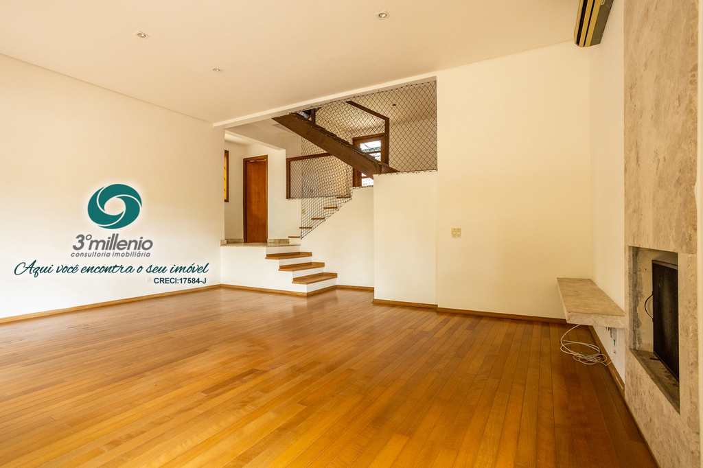 Casa em Carapicuíba, no bairro Chácara dos Lagos