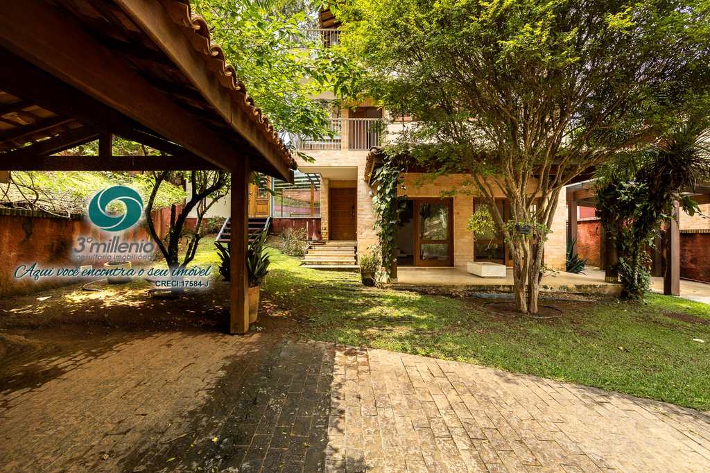 Casa em Carapicuíba, no bairro Chácara dos Lagos