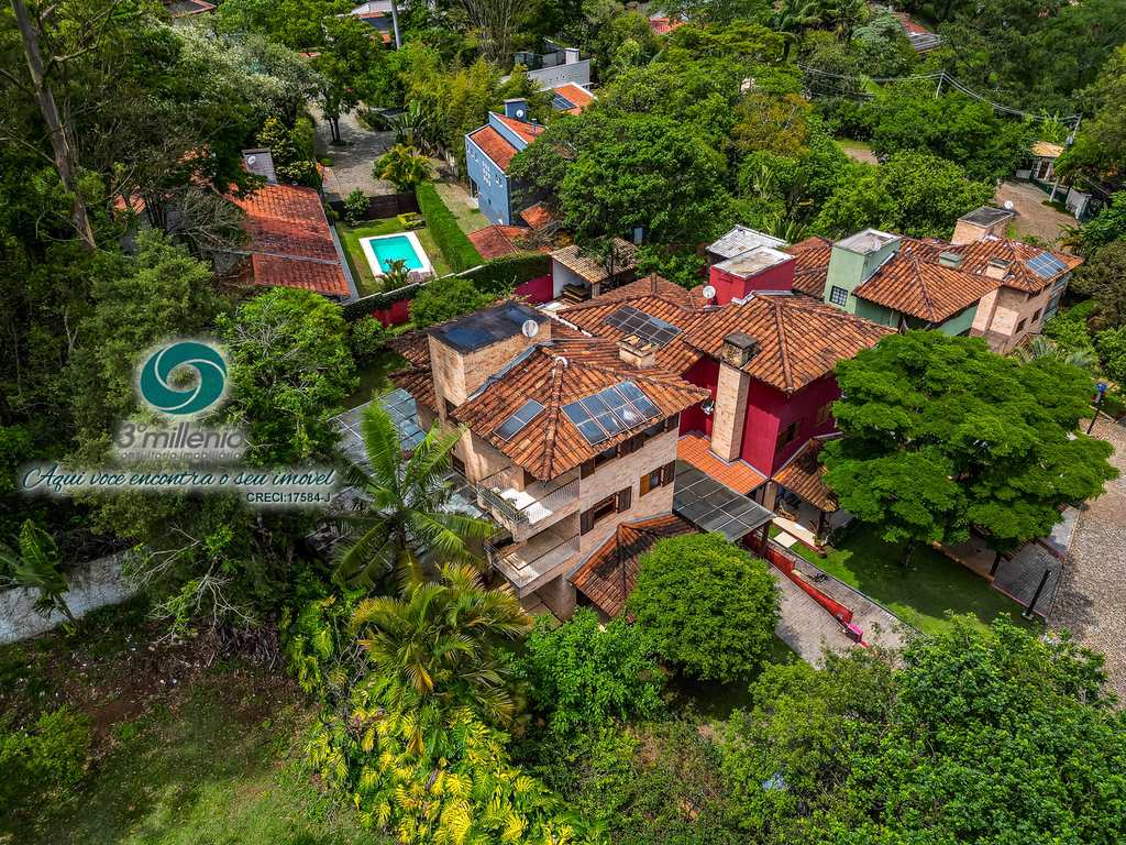 Casa em Carapicuíba, no bairro Chácara dos Lagos