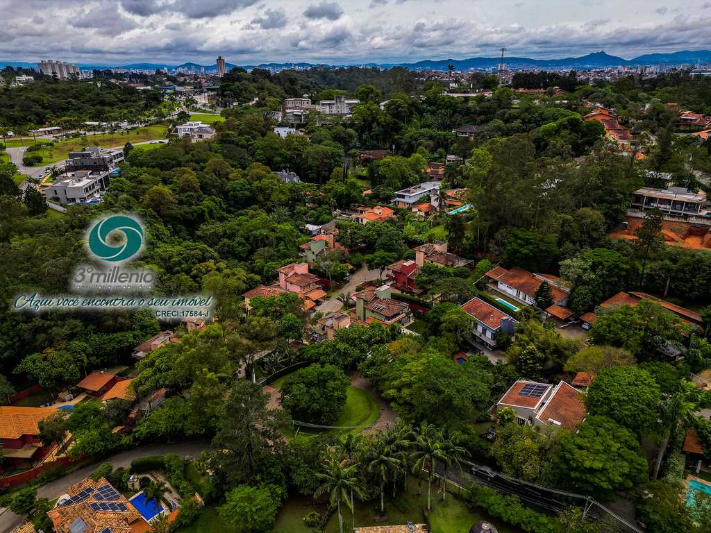 Casa em Carapicuíba, no bairro Chácara dos Lagos