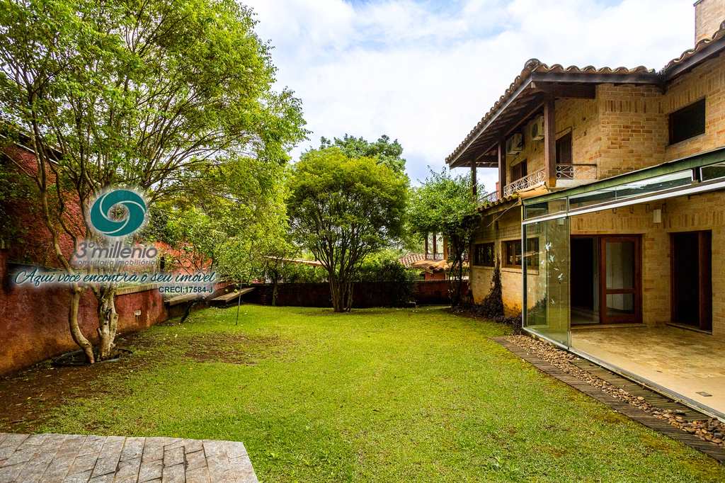 Casa em Carapicuíba, no bairro Chácara dos Lagos